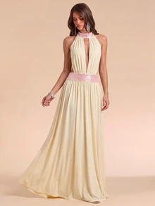 Bluhae Gaun Pesta Malam Panjang Warna Krem Kuning dengan Hiasan Manik-Manik dan Patchwork, Model Halter Neck yang Modis - Butter Yellow - View 1