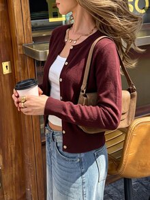 SHEIN كارديجان نسائي محبوك بلون موحد وأكمام طويلة وأزرار أمامية كاجوال - عنابي اللون - مشاهدة 5