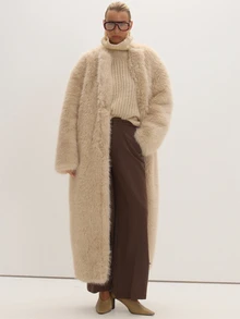 MUSEYN Cream Fur Oversized Maxi Coat Cosy Versatile Everyday Casual Fall - Cream - View 5