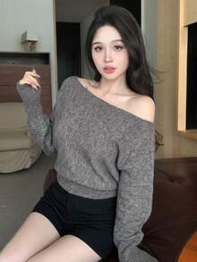 DAZY 純色修身船領長袖休閒優雅秋冬女款針織上衣 - 灰色 - 查看 5