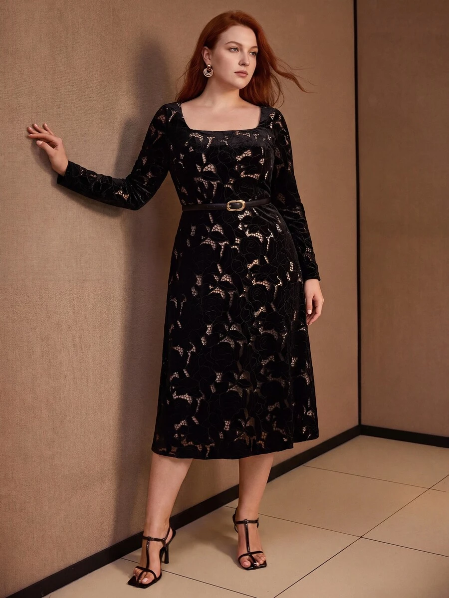 MOTF PREMIUM PLUS SIZE WOMEN'S VELVET EMBROIDERED HOLLOW OUT ELEGANT STRAIGHT DRESS - Black - View 1