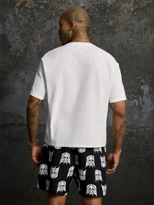 Transformers X SHEIN Men's Crew Neck Short Sleeve T-Shirt And Shorts Set Evergreen - Black and White - View 2