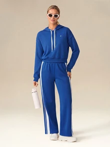 OutZeal Women Sports Tee Casual Workout Natural Soft Long Sleeve Cropped Hoodie - Navy Blue - View 2