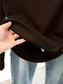 SHEIN Raffinéa 女款秋冬深棕色圓領長袖上衣，腰部抓皺修身保暖底層，時尚場合穿搭，適合日常通勤居家 - 棕色 - 查看 8