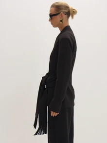 MUSEYN Black Woven Tassel Belt Detail Suit Blazer Date Night Timeless Tailored Office New Season Fall - Black - View 3