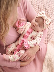 SHEIN Cute Printed Ruffle Loungewear For Baby Girls, Featuring Adorable Patterned Prints And Charming Ruffled Details.Suitable For Autumn And Winter - Multicolor - View 6