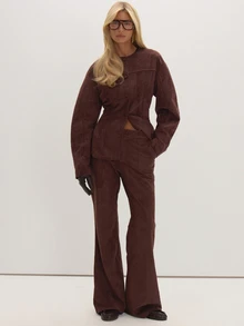 MUSEYN Brown Suede Flare Trousers Timeless Date Night Tailored Office New Season Fall - Olive Green - View 1