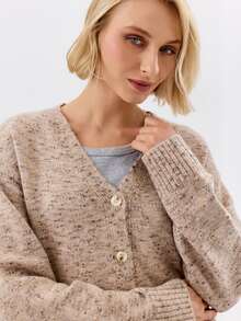KÆRIA Hus Cropped V Neck Button Cardigan - Nep Heritage Knit - Oatmeal - Elegant, Casual, Luxury, Layering - Khaki - View 6