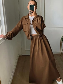 Livesso 女款 2 件套：咖啡棕圓領長袖修身收腰上衣與高腰寬鬆寬腿長褲，秋冬款 - 咖啡棕 - 查看 1