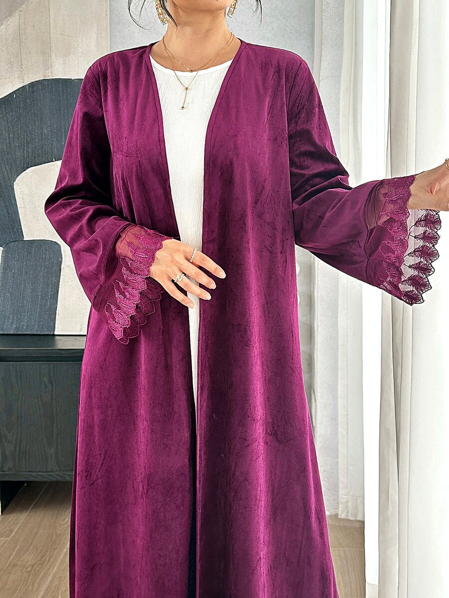 Yasmyna عباية كارديجان طويلة من المخمل البنفسجي العميق مع أكمام مزينة بالدانتيل، ملابس خارجية فضفاضة مفتوحة من الأمام للمسلمين - عنابي اللون - مشاهدة 1