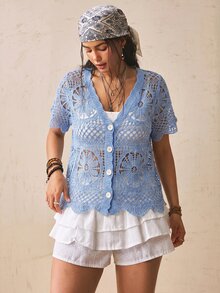 Freevana 大尺碼女款純色V領鏤空刺繡休閒短袖針織開襟衫 - 藍色 - 查看 8