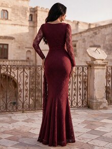 Coutiva Gaun Mermaid Mewah Elegan dengan Renda Elastis Transparan dan Lipatan Samping, Cocok untuk Pernikahan, Pesta, dan Acara Formal. - Burgundy - View 2