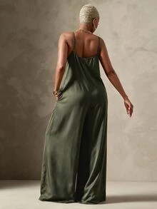 Vixey Geometric Print Woven V Neck Adjustable Cami Strap Ultra Wide Leg Flowy Jumpsuit - Army Green - View 2