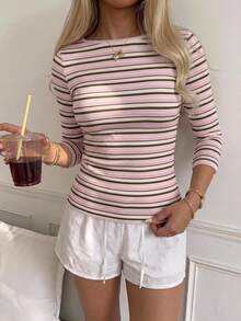 SHEIN EZwear 休閒極簡風 95% 棉 性感露肩 粉色與棕色條紋短袖 T 恤，顯白效果，適合春夏，春夏穿搭，夏季上衣，適合日常通勤、約會、派對、秋冬春夏、聖誕節、新年、感恩節、派對、婚禮、海灘、畢業典禮，時尚 - 彩色 - 查看 6
