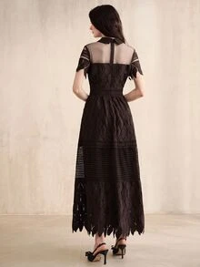 Anewsta Gaun Panjang Elegan Wanita Lengan Pendek dengan Desain Kancing dan Jala Renda Kontras - Coffee Brown - View 2