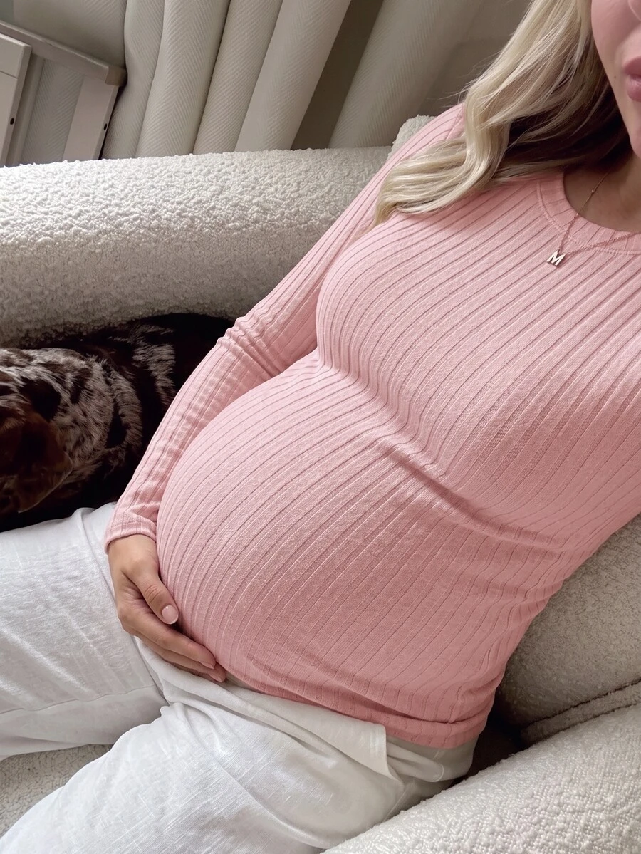 SHEIN Maternity Solid Color Round Neck Long Sleeve Ribbed T-Shirt - Pink - View 1