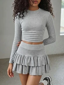 SHEIN Serisse Kids Tween Girl Tween Girls T-Shirt Co-Ords Spring/Autumn New Cute Casual Gray Floral Skirt Set: Long Sleeve Crop Top And Layered Ruffle Pleated Mini Skirt, Summer, Autumn/Winter Layering - Grey - View 2