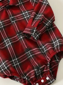 SHEIN Baby Boy Red Plaid Turn-Down Collar Long Sleeve Romper, Versatile And Comfortable For Autumn, Winter And Christmas - Red - View 3