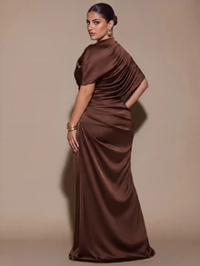 SHEIN BAE CURVE فستان نسائي أنيق بني اللون بتصميم مجعد مع ذيل سمكة للنساء ذوات المقاسات الكبيرة - بني - مشاهدة 2
