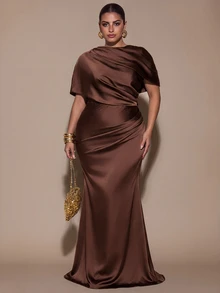 SHEIN BAE CURVE فستان نسائي أنيق بني اللون بتصميم مجعد مع ذيل سمكة للنساء ذوات المقاسات الكبيرة - بني - مشاهدة 1