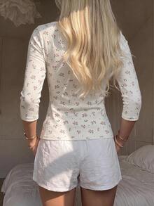 SHEIN EZwear 休閒簡約 95% 棉性感露肩奶油黃條紋短袖 T 恤，適合春夏穿搭，奶油黃條紋顯白，夏季上衣，適合日常通勤、約會、聚會，秋冬春夏皆宜，聖誕節、新年、感恩節、派對、婚禮、海灘、畢業典禮，時尚款 - 彩色 - 查看 2