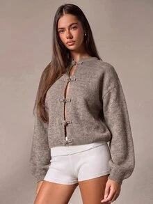 Athîral Cardigan Rajut Kasual Wanita Warna Polos dengan Desain Kancing Katak - Coklat - View 6
