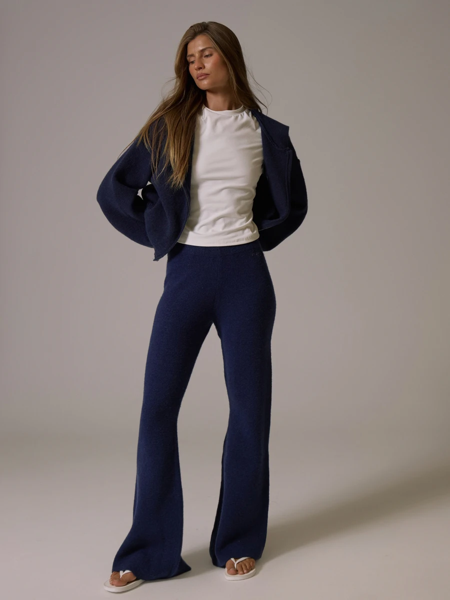 Musera Sport Logo Embroidered Drawstring Waist Knitted Fitted Flare Coord Sweatpant Winter Fall Autumn Active Pilates Motion - Navy Blue - View 1