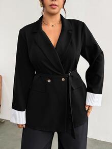 Firerie Blazer Double-Breasted Wanita Ukuran Besar dengan Kerah Berumbai dan Manset Bergaris - Hitam - View 5
