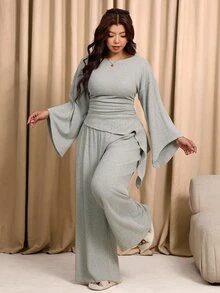 Elaquor Plus Size Women Solid Color Bell Sleeve Asymmetric Hem Top And Wide Leg Pants Casual 2 Pieces Set - Grey - View 3