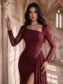 Coutiva Gaun Mermaid Mewah Elegan dengan Renda Elastis Transparan dan Lipatan Samping, Cocok untuk Pernikahan, Pesta, dan Acara Formal. - Burgundy - View 1