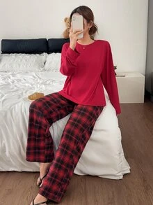 Napfluff Women's Red Long Sleeve Top And Plaid Long Pants Pajama Set, Autumn/Winter Homewear - Red - View 4