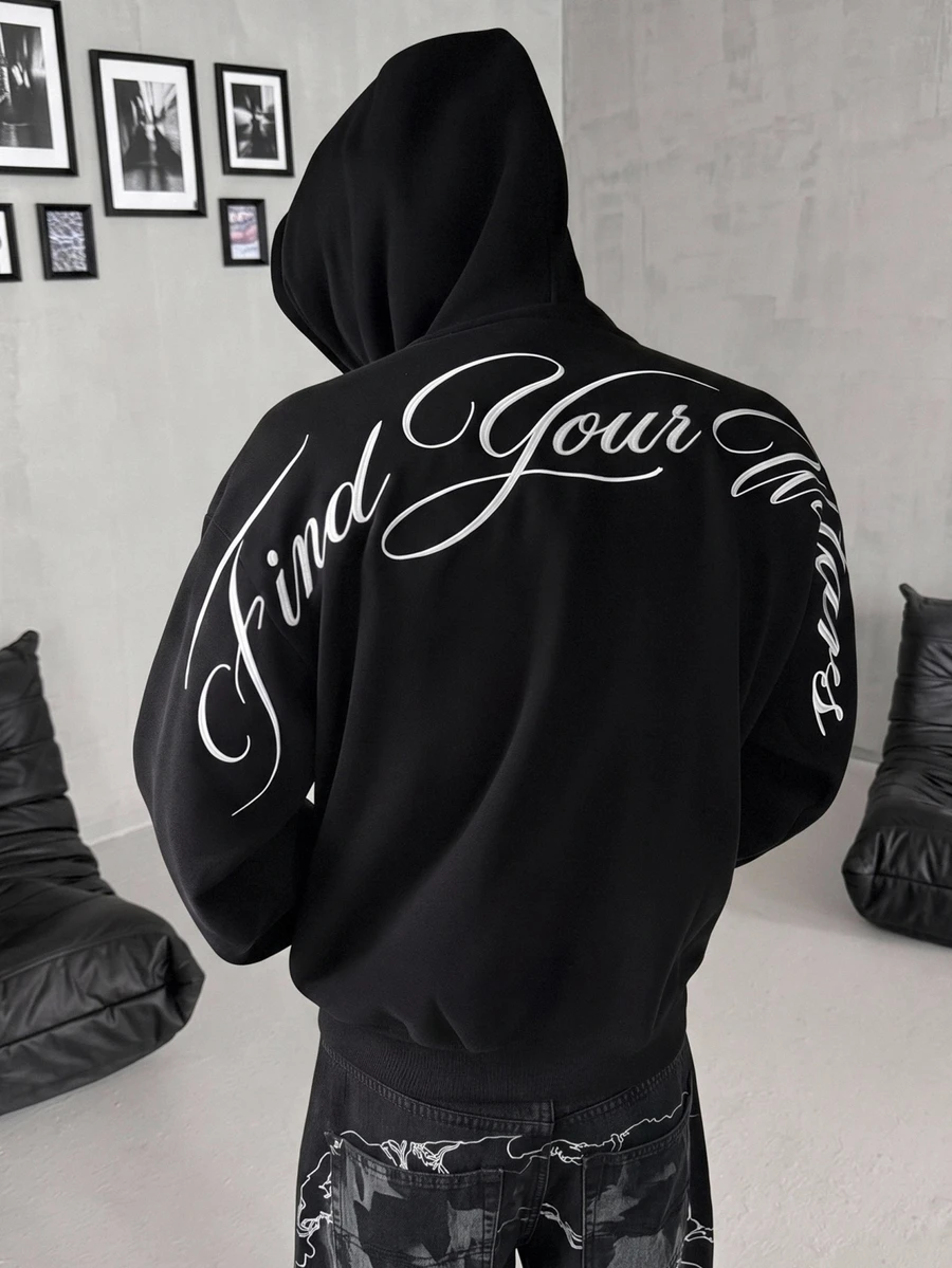 Coolane 女款秋冬保暖內裡長袖刺繡圖案連帽口袋運動衫 - 黑色 - 查看 1