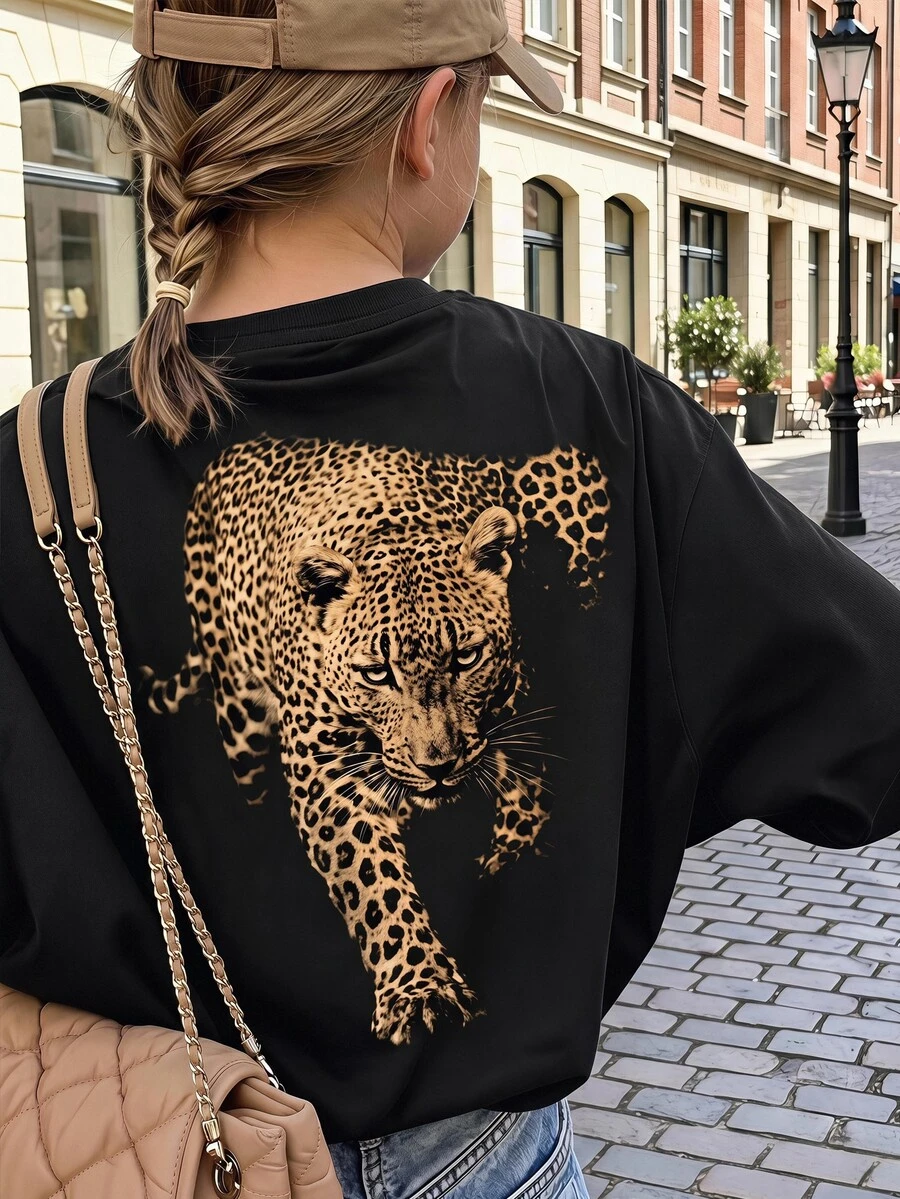 SHEIN 少女秋季豹紋印花背後圖案時尚寬鬆極簡圓領抓絨內裡黑色運動衫 - 黑色 - 查看 1