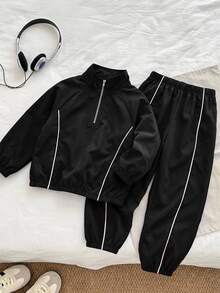 SHEIN 兒童男童2件式休閒長袖立領裝飾半拉鍊夾克外套與彈性腰長褲套裝，抓絨加厚，秋冬款 - 黑色 - 查看 3