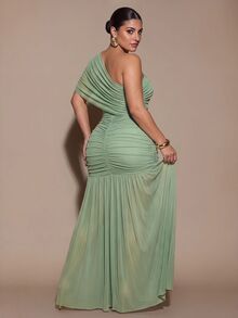 SHEIN BAE CURVE Plus Size Women's Green Asymmetrical Shoulder Pleated Dress - Green - View 2