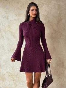 Aloruh Gaun Rajut Wanita Polos Model Lengan Lonceng dengan Kerah Asimetris dan Ekor Ikan - Burgundy - View 2