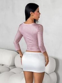 SHEIN PETITE Kaos Wanita Ukuran Petite untuk Awal Musim Gugur dengan Leher V Dalam dan Lengan Sedang (Gaya Kembali ke Sekolah) - Berwarna merah muda - View 2
