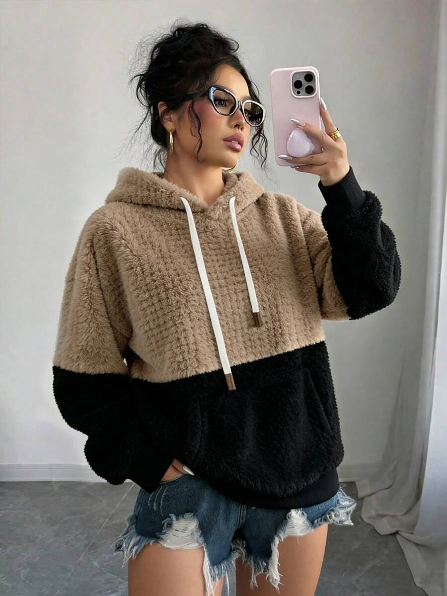 Elenzga 大尺碼女款休閒外出居家日常懶人放鬆百搭實用復古拼色連帽套頭衛衣,柔軟蓬鬆抓絨 - 彩色 - 查看 1