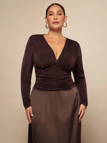 SHEIN BAE CURVE Plus Size Women's Solid Color V-Neck Casual Everyday Long Sleeve Top - Coffee Brown - View 1