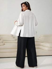 SHEIN EZwear 大尺碼女款純色長袖單排扣襯衫與寬腿褲休閒兩件套 秋季 - 黑與白 - 查看 2
