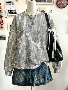 SHEIN Sparklyn 青少年女孩秋季學院風乾葉印花美式校園風 City-Walk 街頭休閒校園運動風簡約寬鬆舒適運動衫，適合秋冬穿搭、外出與街拍 - 彩色 - 查看 1