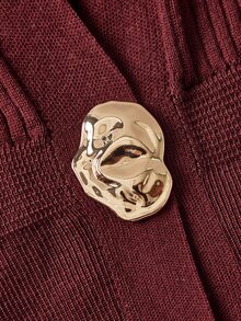SHEIN MOD Plus Size Women's Long Sleeve Metal Single Button Casual Knit Cardigan - Brown - View 3