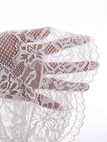 LYSMO Women's Casual Comfortable White Lace V-Neck Fitted Tank Top - White - View 3