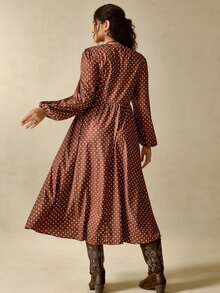 Nubod 女款大尺碼波點燈籠袖單排扣優雅連身裙 秋季 - 咖啡棕 - 查看 2