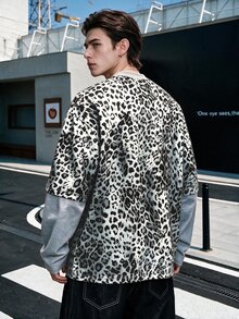 Manfinity Dauomo Men's Leopard Print Letter Graphic 2 In 1 Patchwork Casual Everyday T-Shirt - Grey - View 2