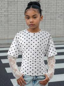 SHEIN 女童 2-in-1 波點蕾絲長袖上衣，圓領黑白波點拼接透視刺繡蕾絲袖，修身收腰 T-shirt，春夏秋甜酷風百搭內搭層 - 白色 - 查看 3