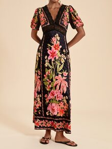 Travachic 女款花卉圖案對比蕾絲V領短花瓣袖優雅洋裝 - 彩色 - 查看 2