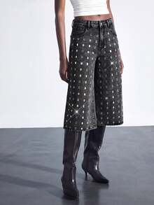 Maija Celana Jeans Denim Wanita Model Potongan Pendek dengan Saku dan Hiasan Rhinestone - Grey - View 4