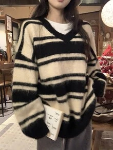 DAZY Women's V-Neck Striped Korean Style Long Sleeve Sweater, Autumn/Winter - Grey - View 9