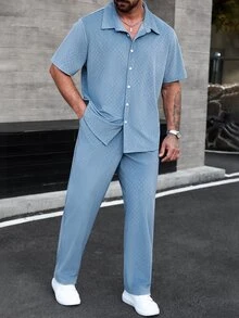 Manfinity Homme 大尺碼男士紋理短袖襯衫與口袋長褲套裝 - 藍色 - 查看 4